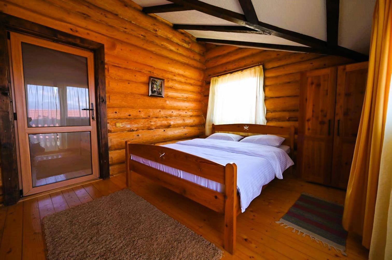 Casa De Lemn Villa Rîşnov Eksteriør billede