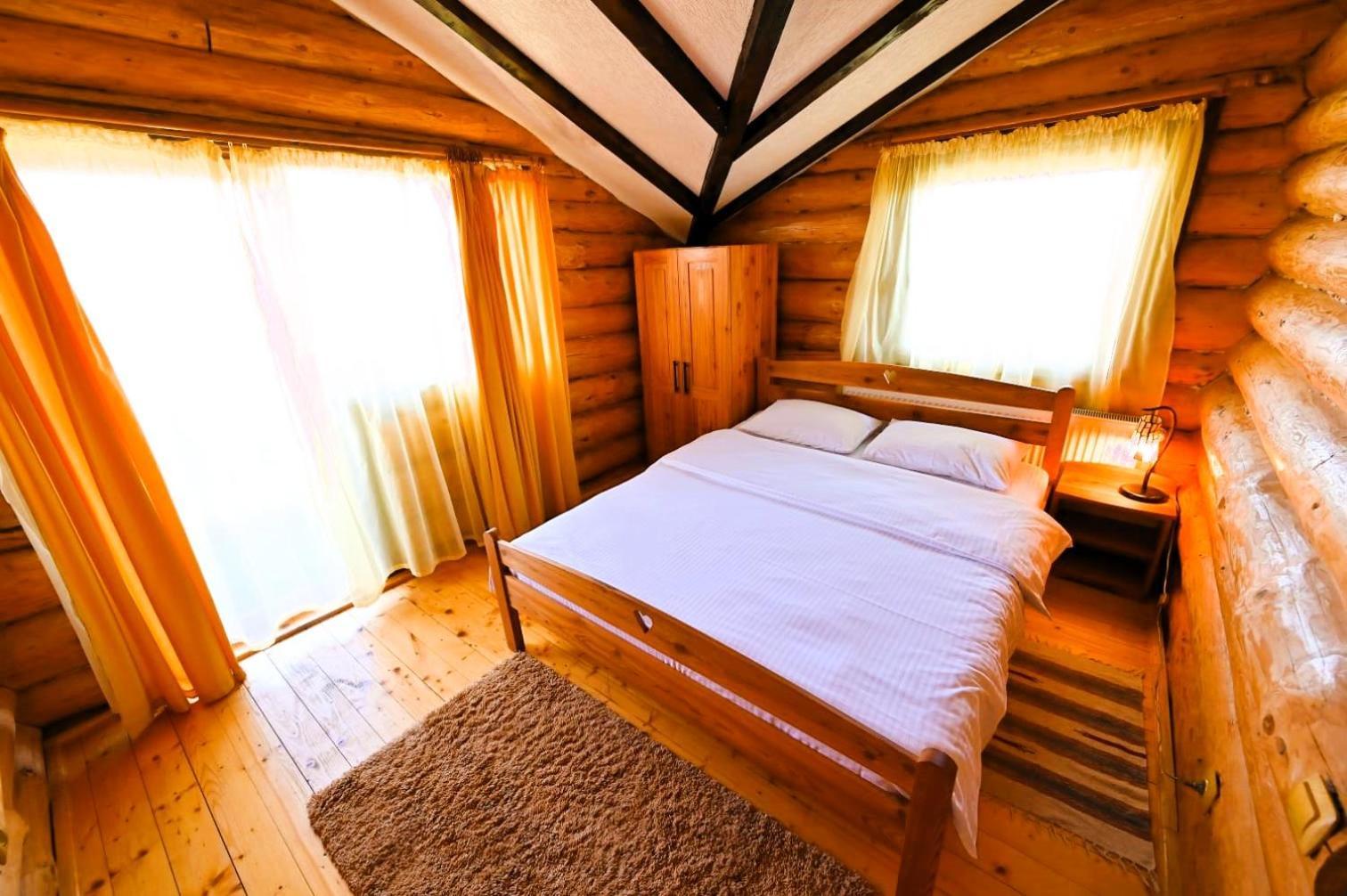 Casa De Lemn Villa Rîşnov Eksteriør billede