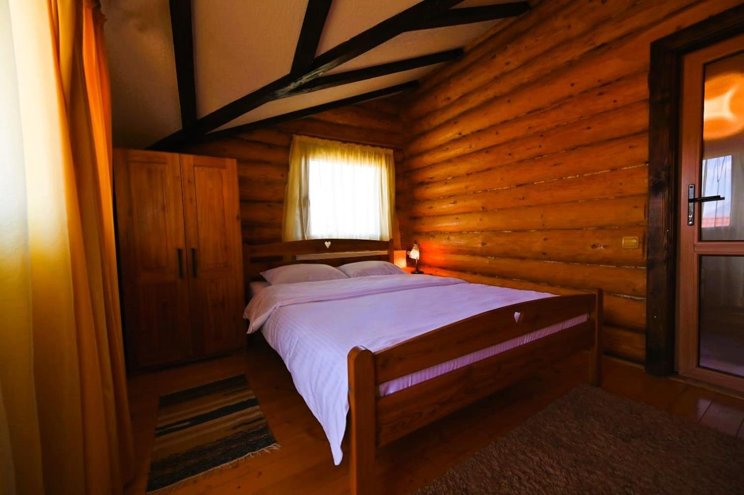 Casa De Lemn Villa Rîşnov Eksteriør billede